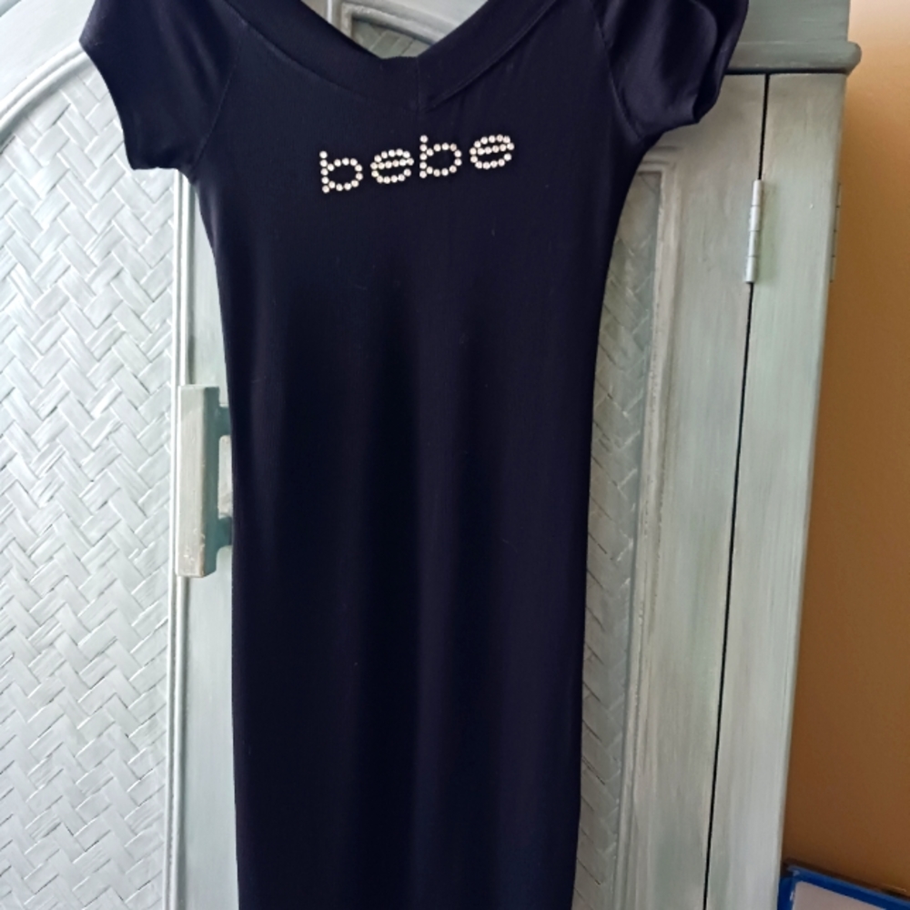 Easy to wear, blk bebe dress